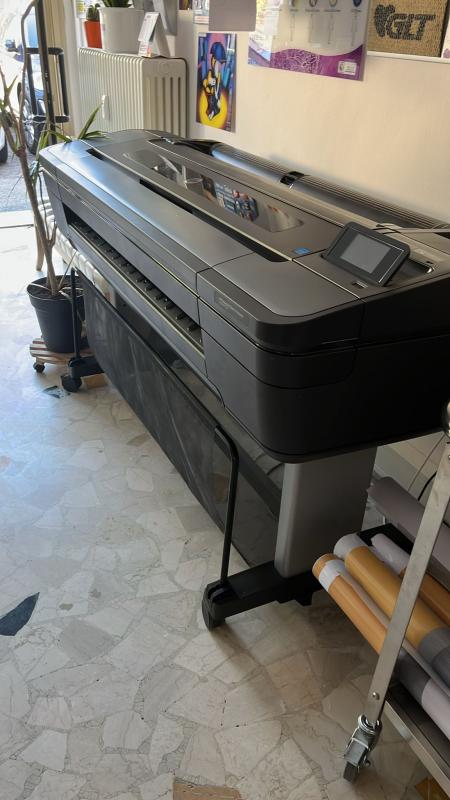 Plotter A Base Acqua HP DesignJet Z6dr-TRimmer